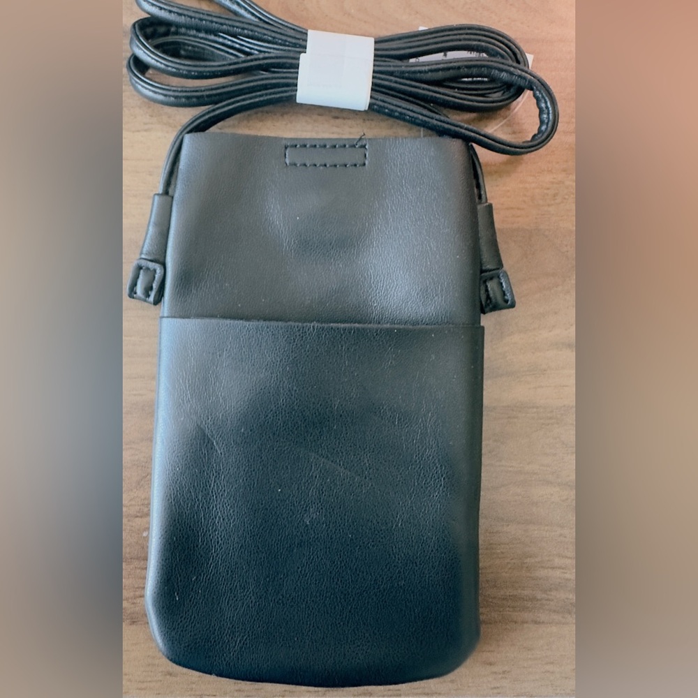 Old Navy Black Faux Leather Crossbody Pouch